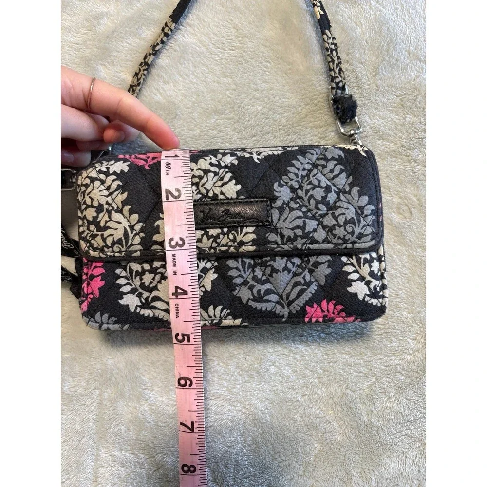Vera Bradley Crossbody clutch black pink vintage Y2K classic canterberry magenta